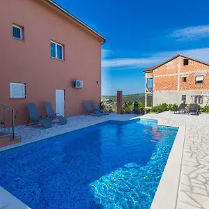Apartment Tomica, Novi Vinodolski